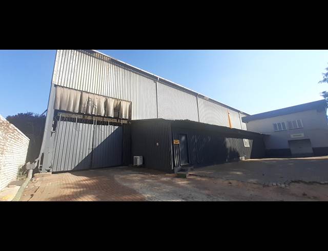 6,000M² WAREHOUSE TO LET IN WALTLOO