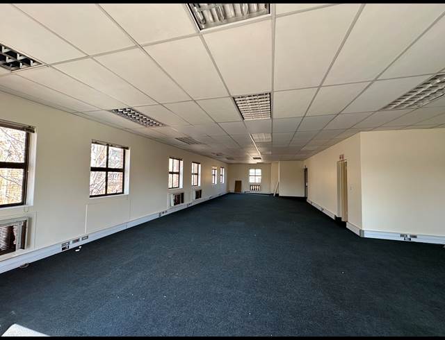 150M² OFFICE TO LET IN HIGHVELD TECHNOPARK