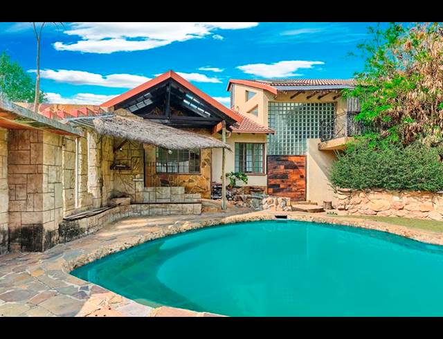 3 BEDROOM PROPERTY TO RENT IN OLIVEDALE