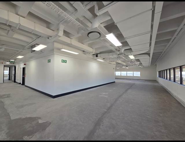 1,912M² OFFICE TO LET IN CAPE TOWN CITY CENTRE