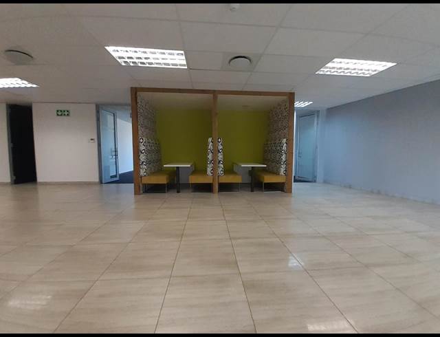 512M² OFFICE TO LET IN IRENE