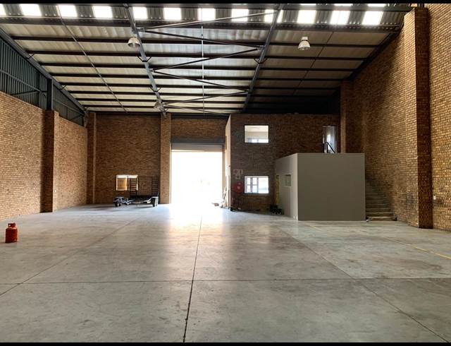 496M² WAREHOUSE RENTED IN LASER PARK