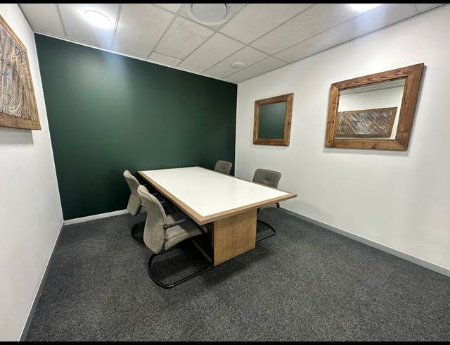 66.10M² OFFICE TO LET IN ROSEBANK