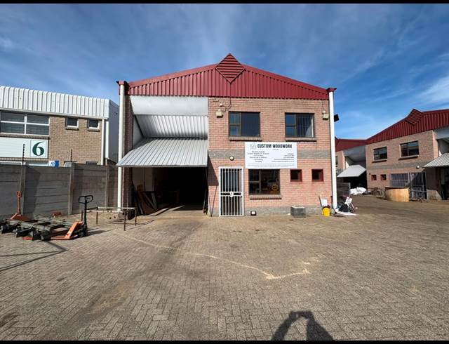 217M² WAREHOUSE TO LET IN GANTS PLAZA