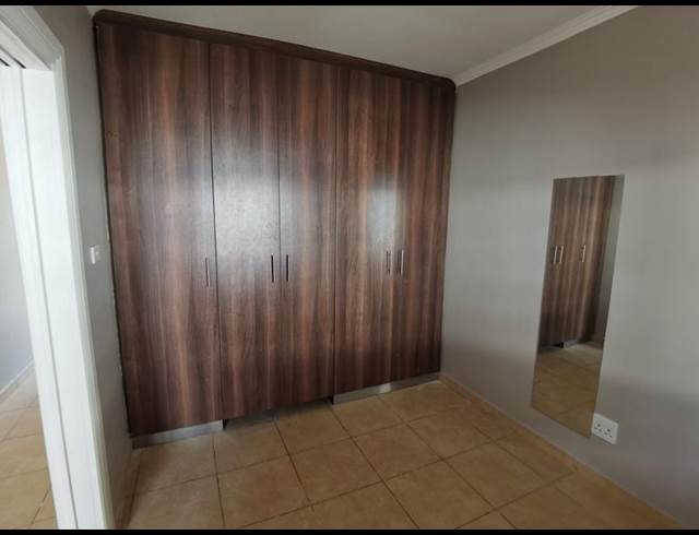 1 BEDROOM PROPERTY TO RENT IN DIE BULT