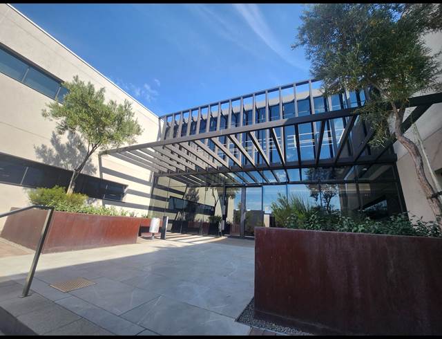 389M² OFFICE TO LET IN WATERFALL