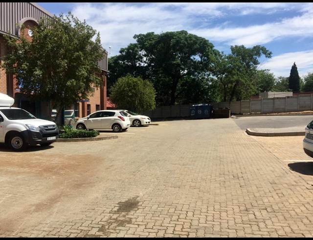 156M² WAREHOUSE RENTED IN FERNDALE