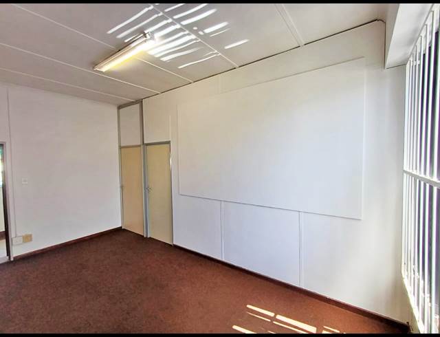 Office property to rent in WORCESTER CENTRAL