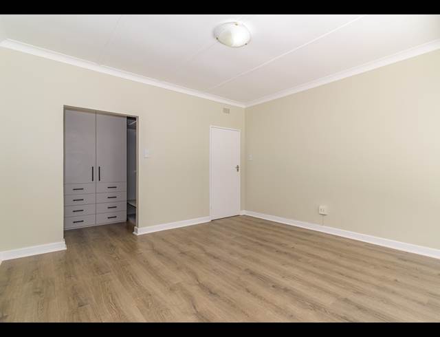 2 BEDROOM APARTMENT TO LET IN SANDOWN