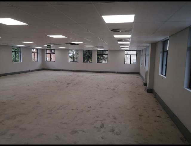 238M² OFFICE TO LET IN GLENWOOD