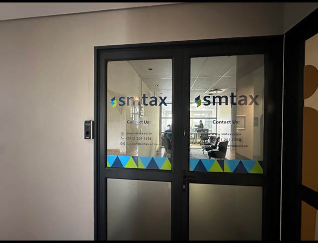 241M² BUSINESS TO LET IN CENTURY CITY