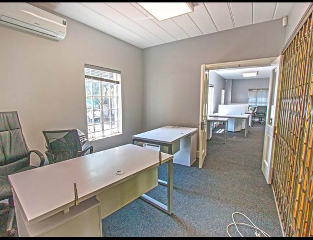 300M² OFFICE TO LET IN MELROSE ESTATE