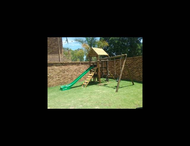 2 bed property to rent in MOREHILL