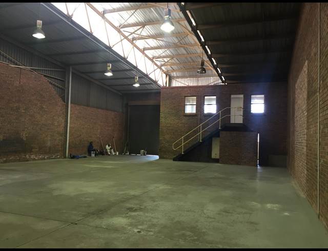 388M² WAREHOUSE RENTED IN STRIJDOMPARK