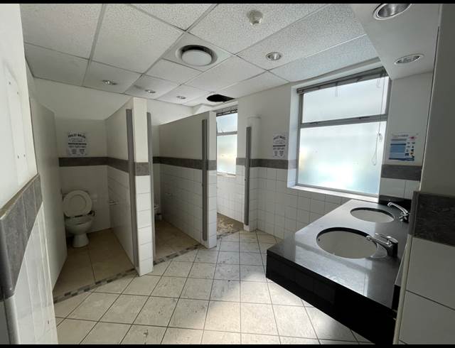 2,402M² BUILDING TO LET IN CAPE TOWN CITY CENTRE
