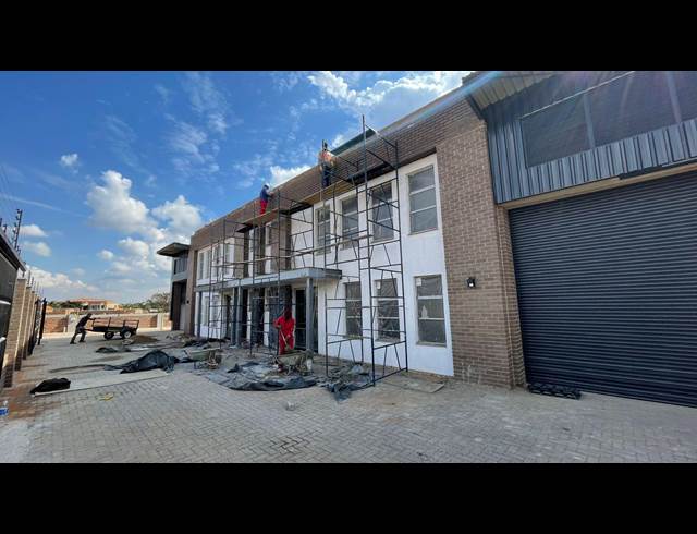 480M² WAREHOUSE RENTED IN MONTANA PARK