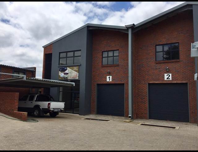 296M² WAREHOUSE TO LET IN FERNDALE