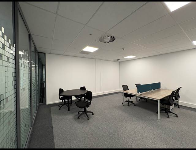 1,056M² OFFICE TO LET IN CAPE TOWN CITY CENTRE