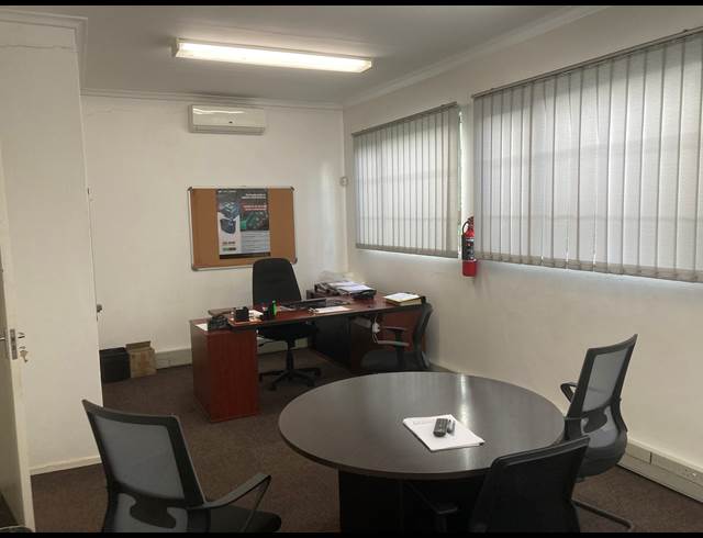 940M² WAREHOUSE TO LET IN WESTMEAD