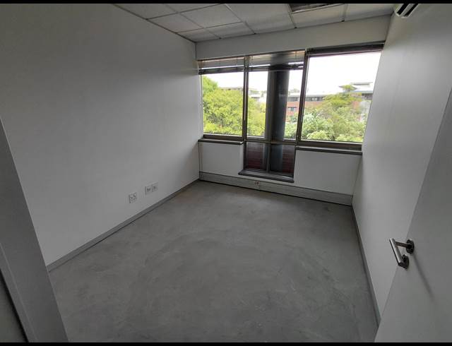 31M² OFFICE TO LET IN KYALAMI