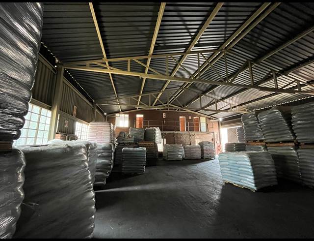 599M² WAREHOUSE TO LET IN NEW ERA