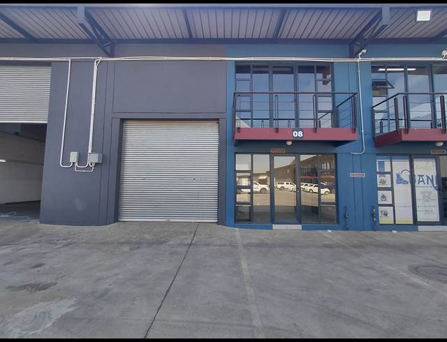 135M² WAREHOUSE TO LET IN POMONA