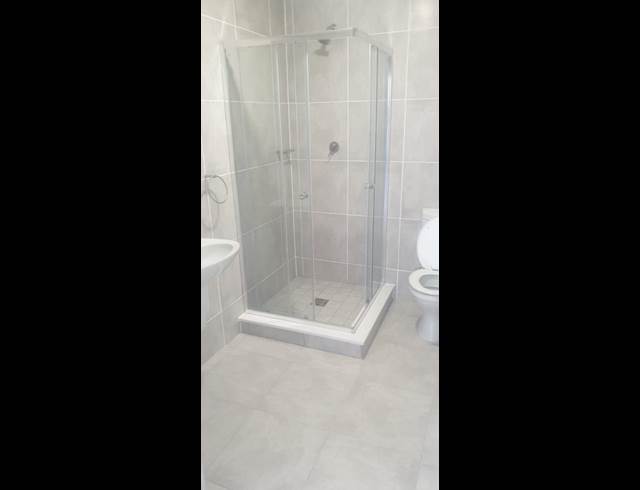 1 BEDROOM PROPERTY TO RENT IN GREENBAY ECO ESTATE