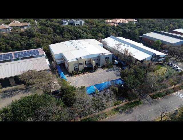 1,894M² WAREHOUSE TO LET IN KYALAMI