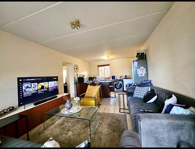 2 bed property to rent in TERENURE