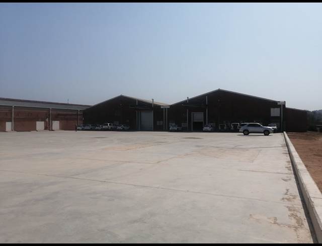 3,808M² FACTORY TO LET IN NEW GERMANY