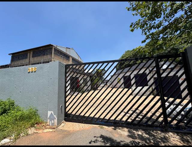 360M² WAREHOUSE TO LET IN INDUSTRIA NORTH