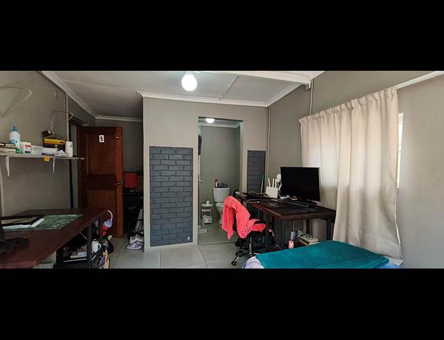 2 BEDROOM HOUSE TO LET IN AUCKLAND PARK