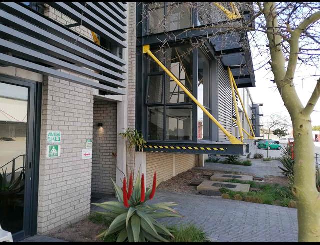 6,569M² WAREHOUSE TO LET IN BELLVILLE SOUTH INDUSTRIA