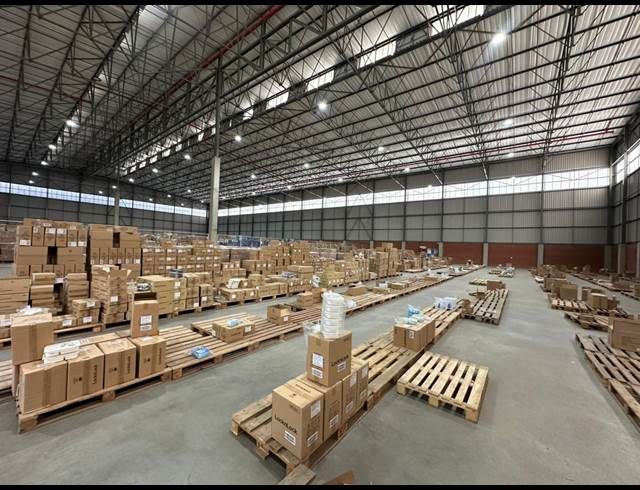 6,940M² WAREHOUSE TO LET IN NORTH RIDING