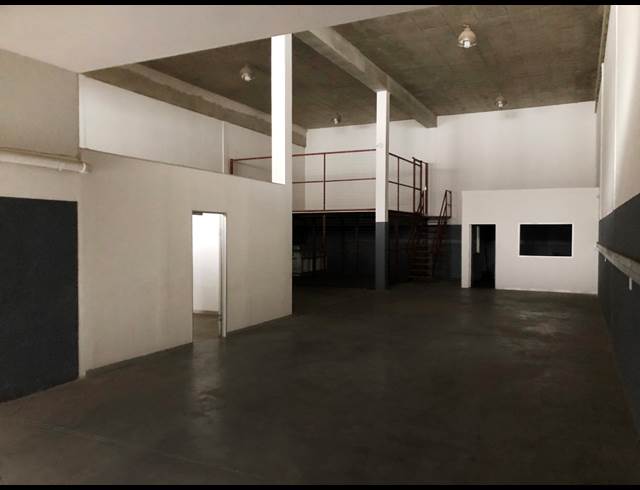 342M² OFFICE TO LET IN POMONA AH