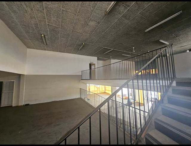 750M² SHOWROOM TO LET IN GEZINA