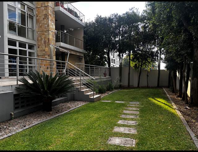 3 BEDROOM APARTMENT TO LET IN MORNINGSIDE