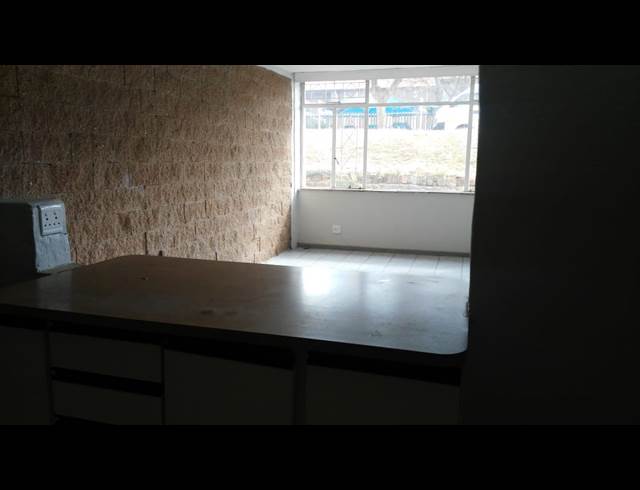 1 BEDROOM FLAT TO RENT