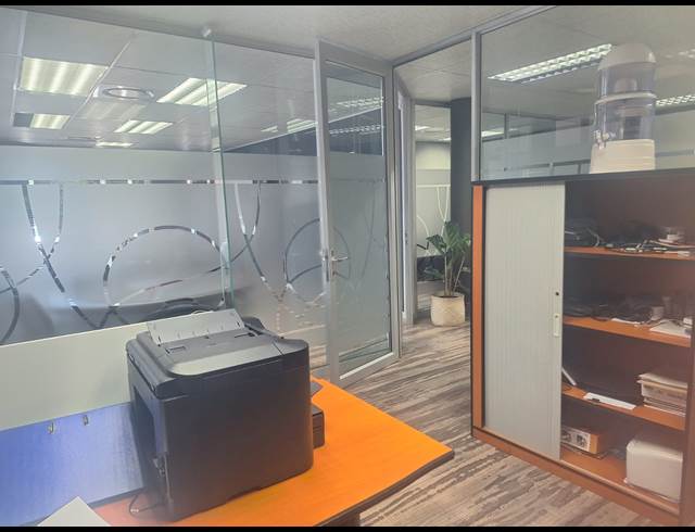 144M² OFFICE TO LET IN NELSPRUIT CENTRAL