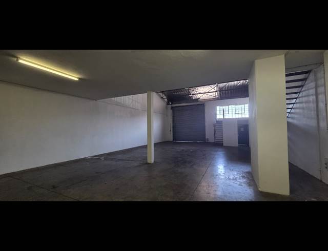 194M² WAREHOUSE TO LET IN NELSPRUIT INDUSTRIAL