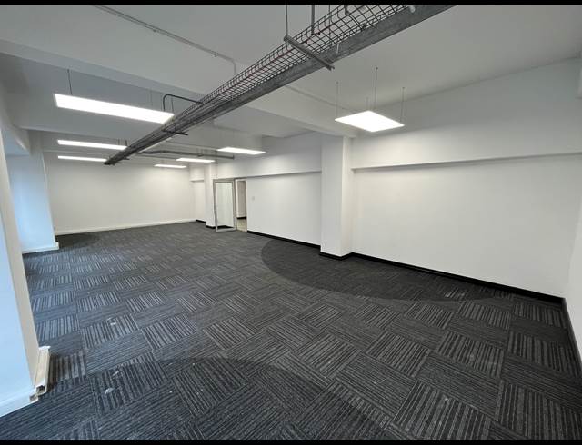 695M² OFFICE TO LET IN CAPE TOWN CITY CENTRE