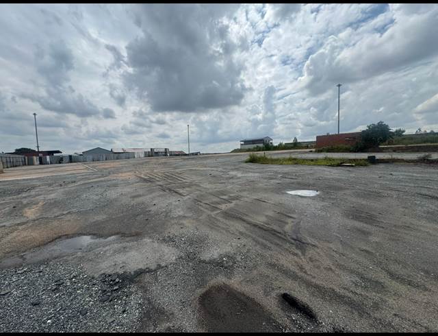 20,000M² VACANT LAND TO LET IN ALBERTON NORTH