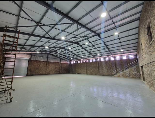 680M² WAREHOUSE TO LET IN ALRODE SOUTH