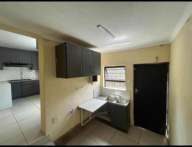 3 BEDROOM HOUSE TO LET IN SCHOEMANSVILLE
