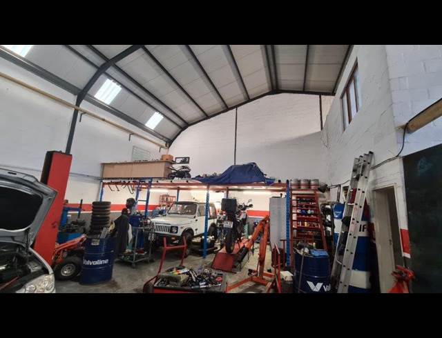 190M² WAREHOUSE TO LET IN KILLARNEY GARDENS