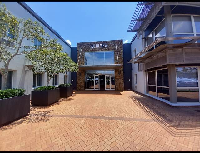 324M² OFFICE TO LET IN BRYANSTON