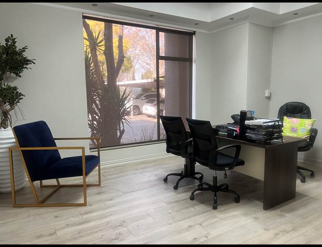 550M² OFFICE TO LET IN ROSEBANK