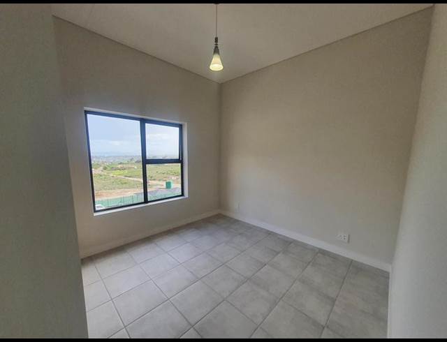 2 BEDROOM PROPERTY TO RENT IN GREENBAY ECO ESTATE