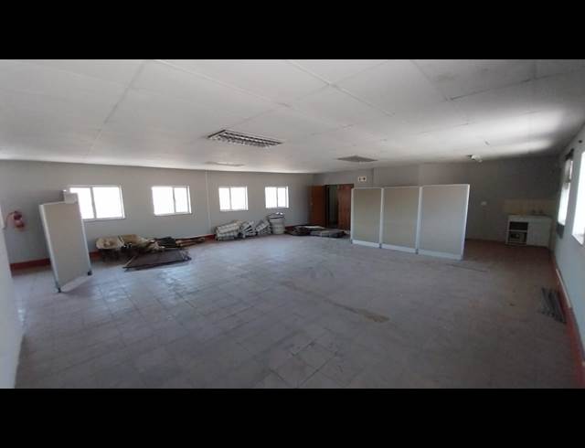 160M² OFFICE TO LET IN KOEDOESPOORT INDUSTRIAL