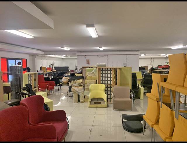 1,600M² WAREHOUSE TO LET IN BENROSE